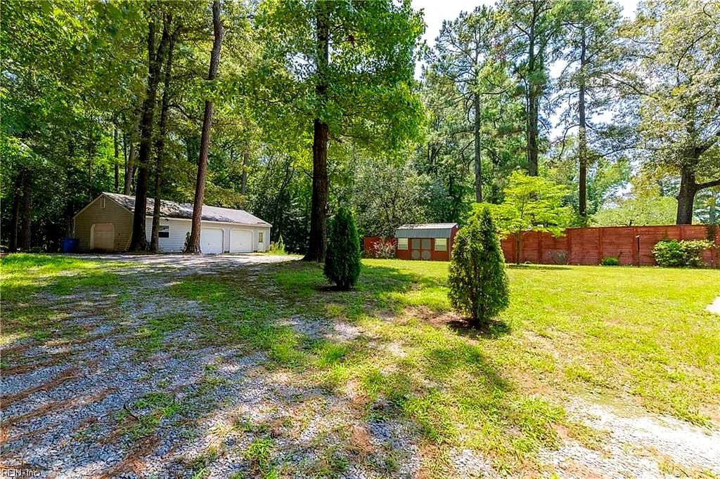 18153 Rosemont RD, SEDLEY VA 23878 - Photo 5