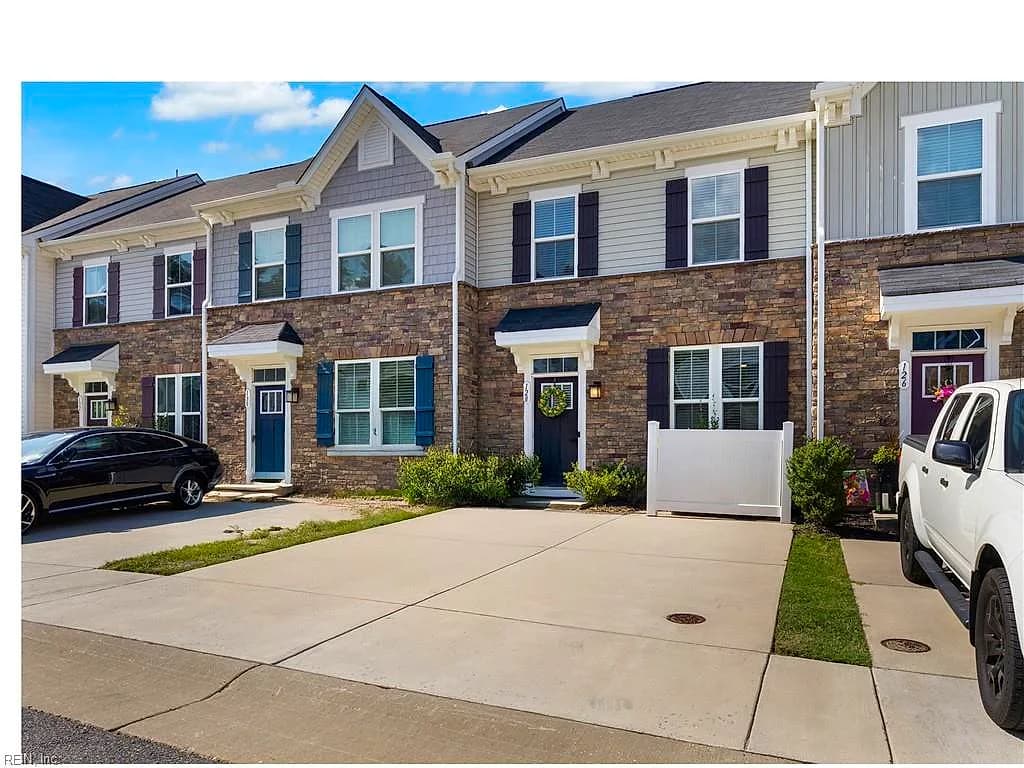 128 Capeside CT #14B, WILLIAMSBURG VA 23188 - Main photo