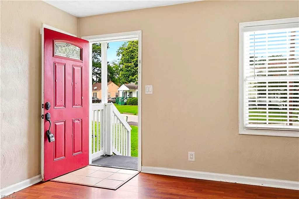 6441 Horton CIR, NORFOLK VA 23513 thumb 6