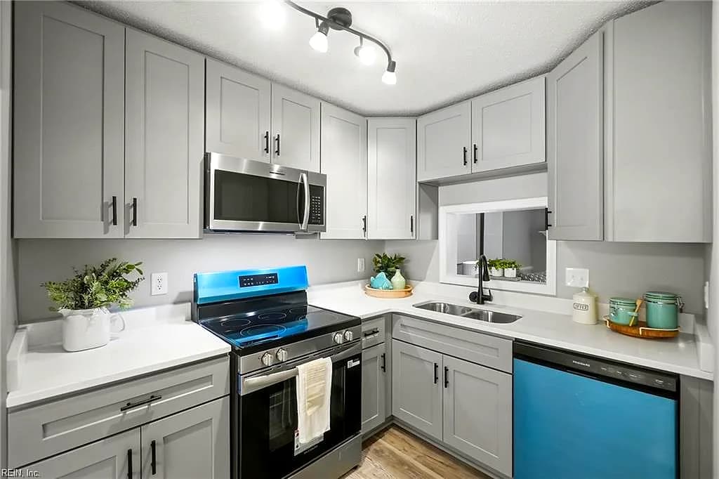 25 Corwin CIR, HAMPTON VA 23666 thumb 7