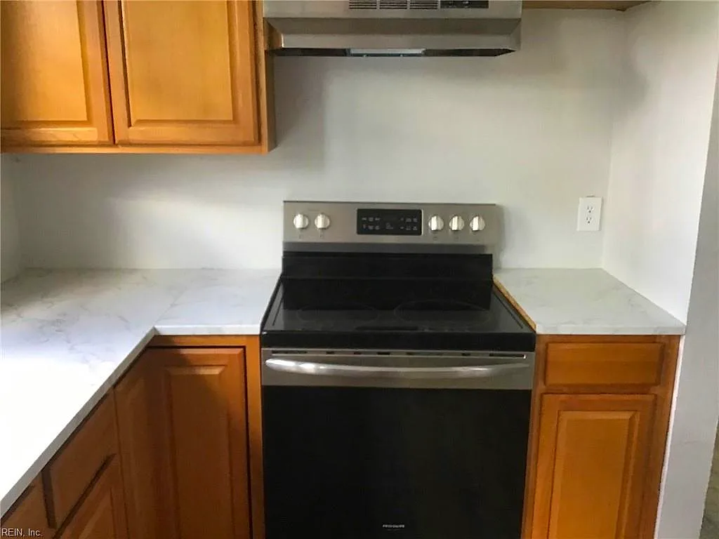 607 N High ST #A, FRANKLIN VA 23851 thumb 6