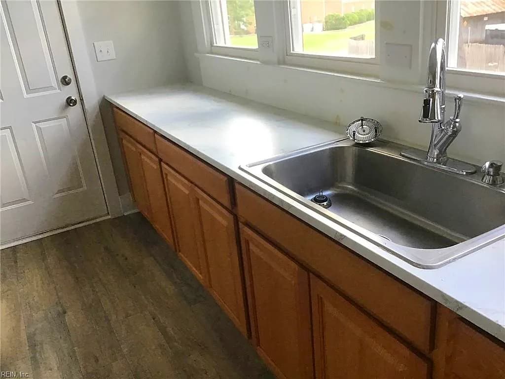 607 N High ST #A, FRANKLIN VA 23851 thumb 8