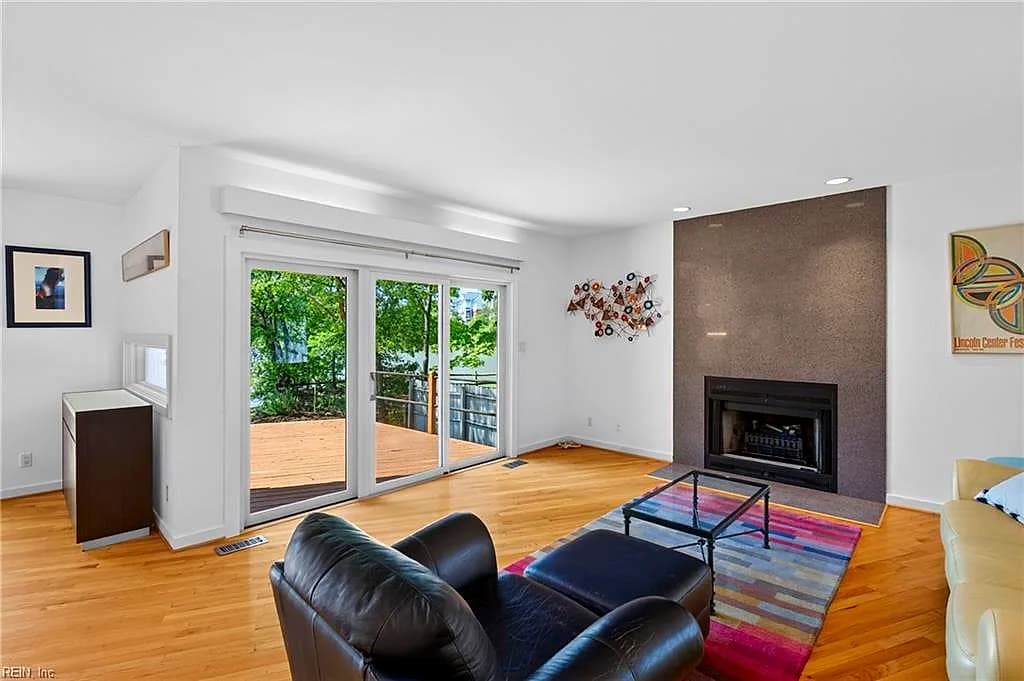 820 W 51st ST, NORFOLK VA 23508 - Photo 5