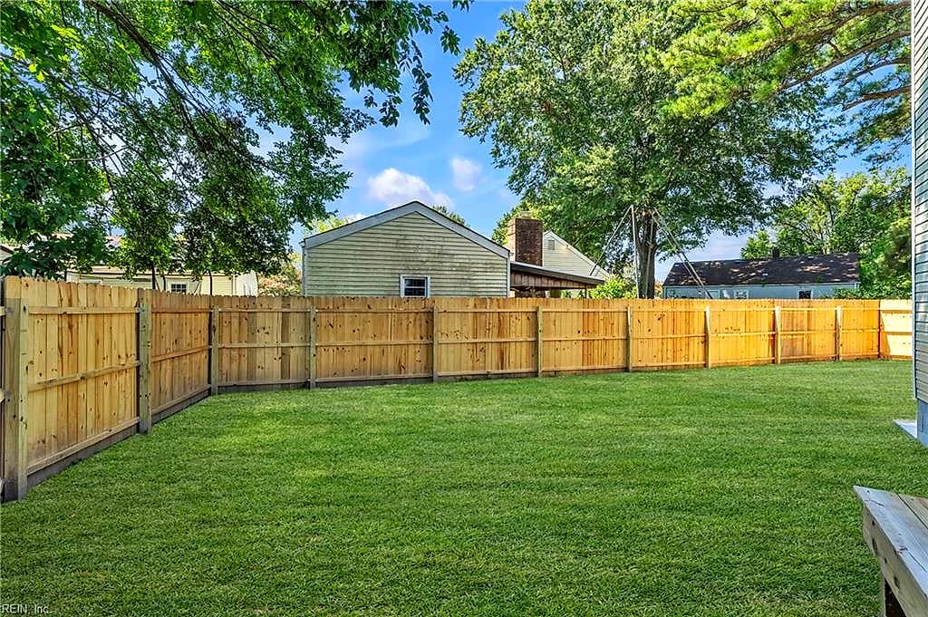 435 Stockton RD, NORFOLK VA 23505 - Photo 5