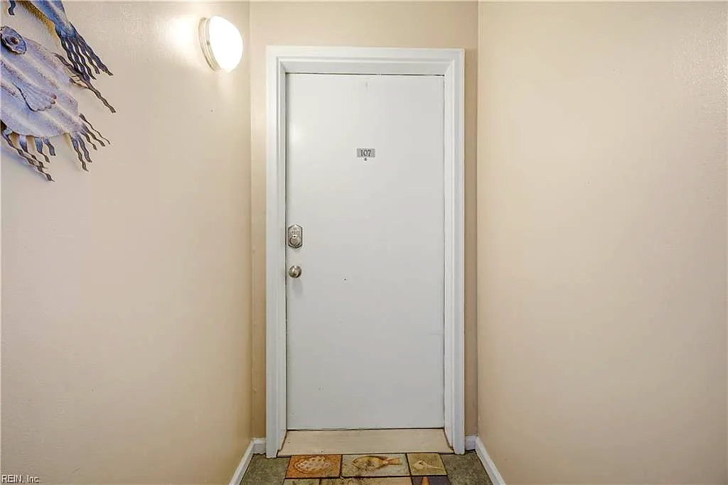 810 E Ocean View AVE #107, NORFOLK VA 23503 - Photo 4