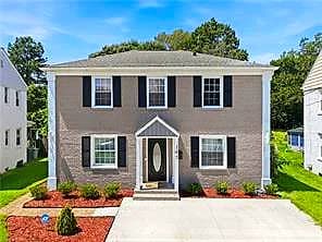 147 Armstrong DR, HAMPTON VA 23666 - Photo 2