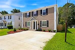 147 Armstrong DR, HAMPTON VA 23666 - Photo 4
