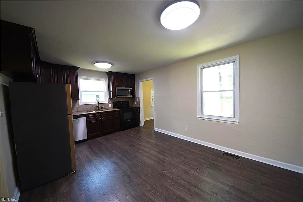 3742 Atterbury ST, NORFOLK VA 23513 thumb 9