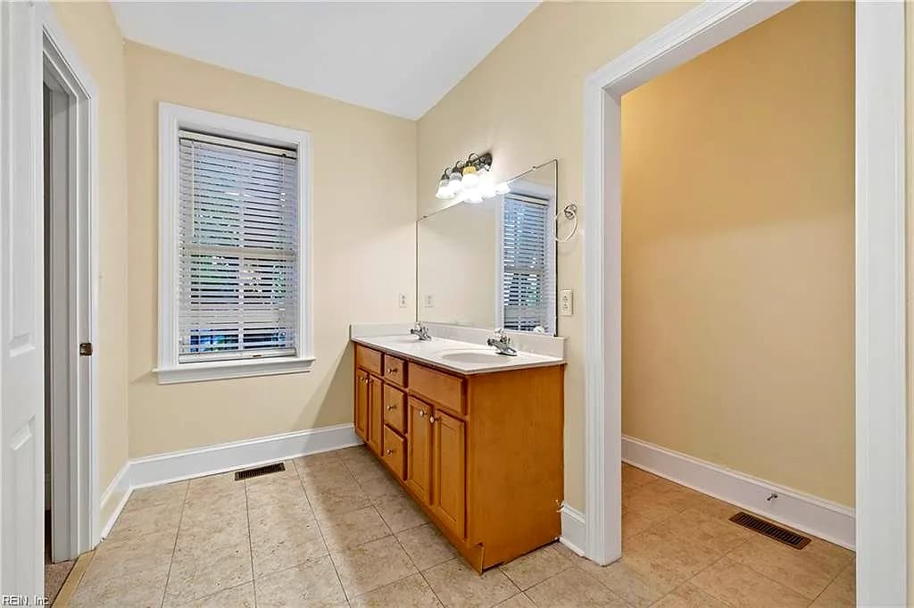 3710 Colley AVE #A, NORFOLK VA 23508 thumb 7