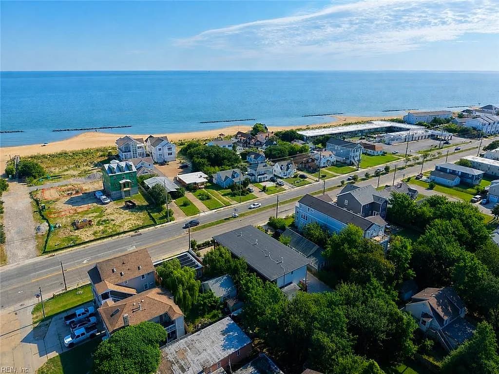 1075 W Ocean View AVE, NORFOLK VA 23503 - Photo 3