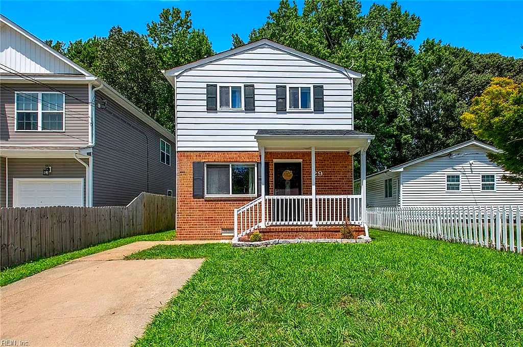 29 Ireland ST, HAMPTON VA 23663 - Main photo