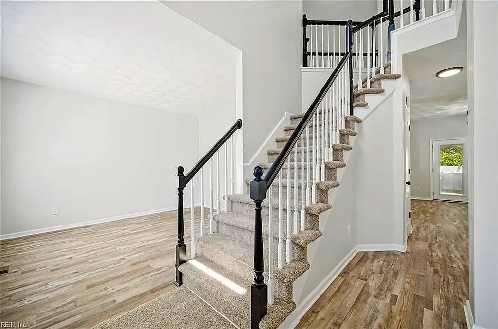 509 Fair Oak DR, CHESAPEAKE VA 23322 - Photo 5