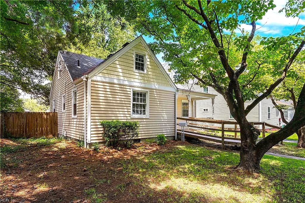 4848 Robin Hood RD, NORFOLK VA 23513 - Photo 4