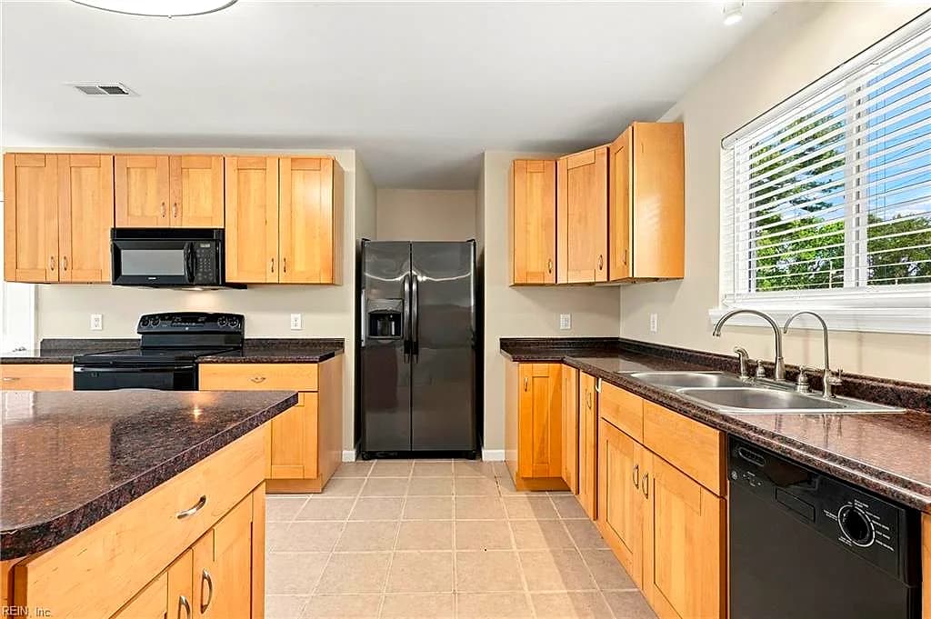 3641 Kim TER, VIRGINIA BEACH VA 23452 thumb 8