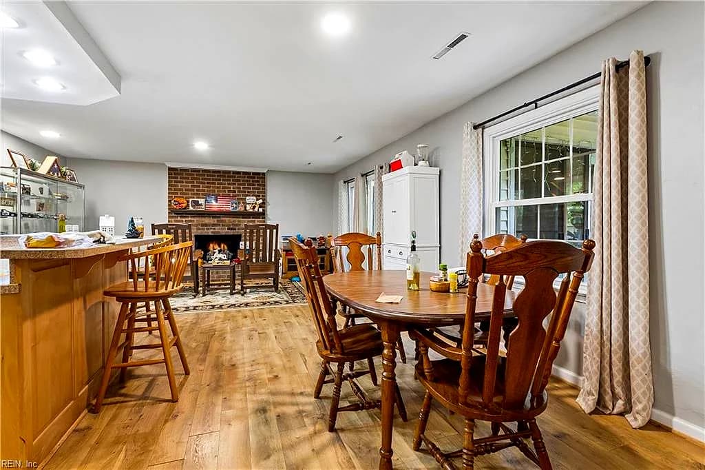 1044 Clipper DR, HAMPTON VA 23669 thumb 11