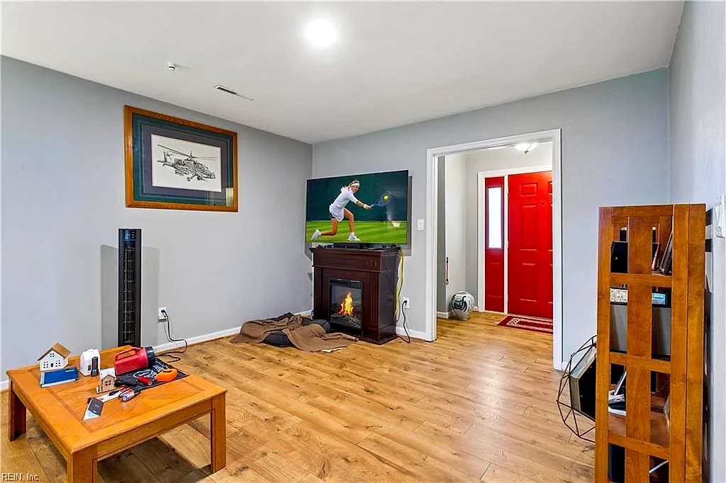 1044 Clipper DR, HAMPTON VA 23669 thumb 10