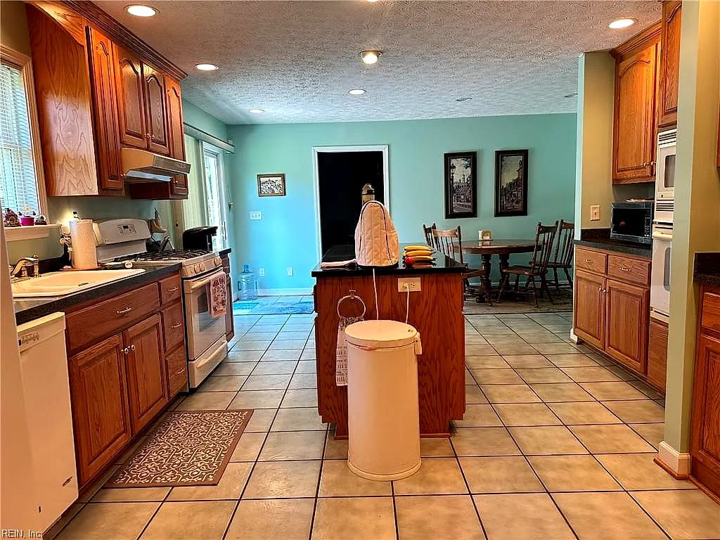 4098 Providence (sr-636) RD #Rd, HAYES VA 23072 thumb 7
