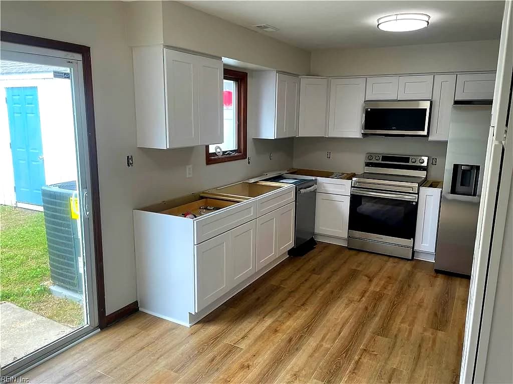 3508 Radford CIR, CHESAPEAKE VA 23321 thumb 8