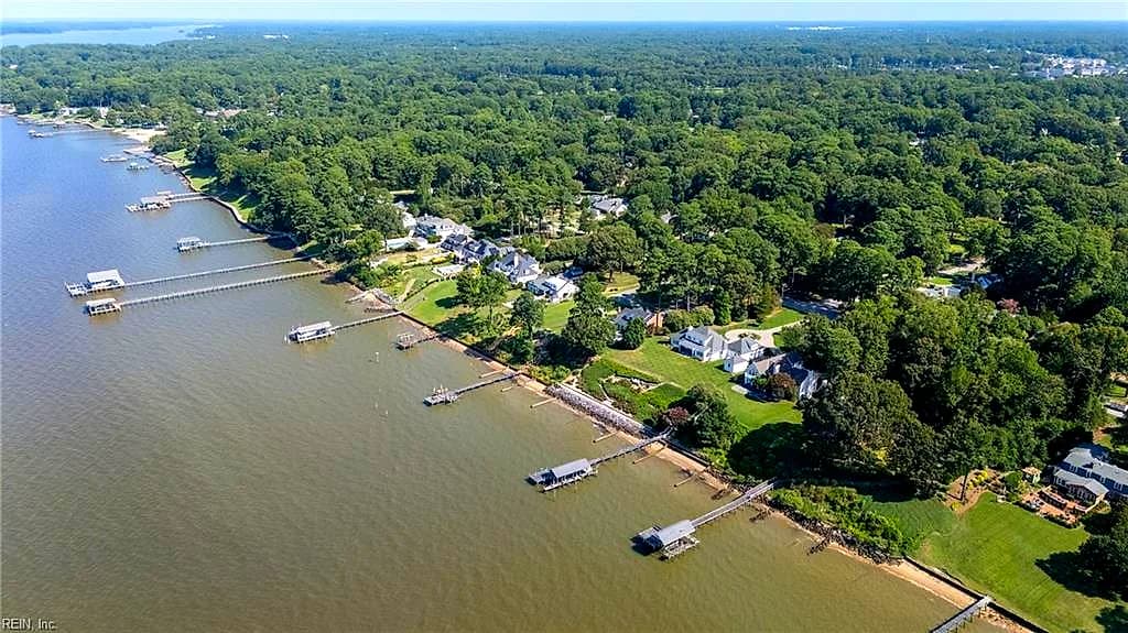 803 Riverside DR, NEWPORT NEWS VA 23606 thumb 6