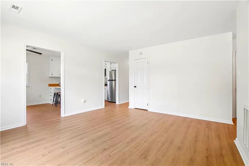 38 Rendon DR, HAMPTON VA 23666 thumb 11