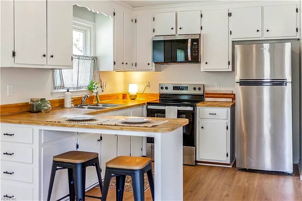 38 Rendon DR, HAMPTON VA 23666 thumb 9