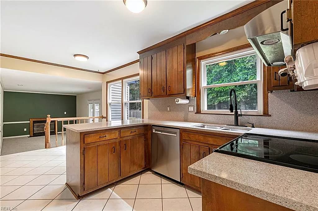 22 Charlene LOOP, HAMPTON VA 23666 thumb 7
