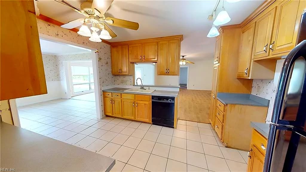 8 Tom Jones CT, HAMPTON VA 23666 thumb 11