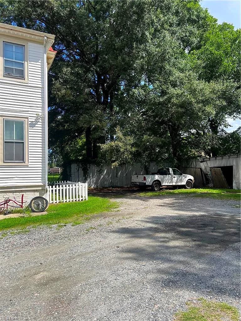 1041 Chesapeake AVE, CHESAPEAKE VA 23324 thumb 8