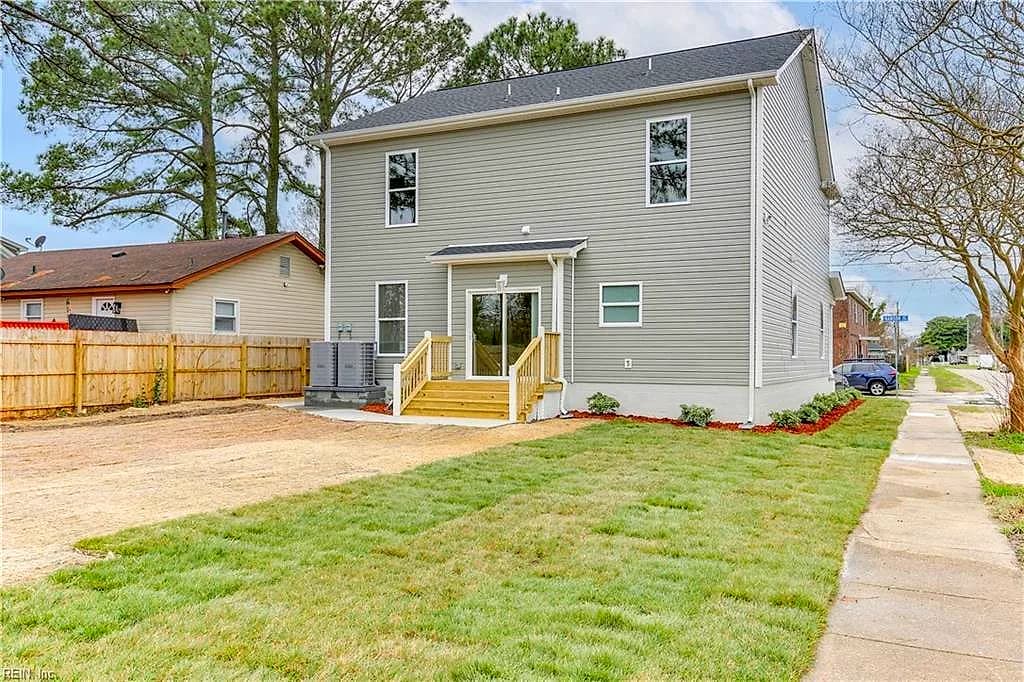 2331 Courtney AVE, NORFOLK VA 23504 - Photo 5