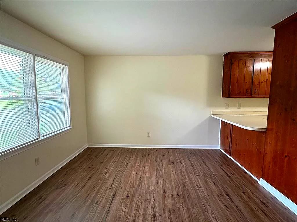 2518 Cedarwood DR #A-2, HAYES VA 23072 - Photo 5
