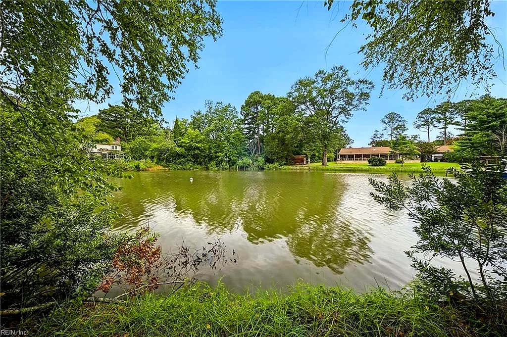 7753 Jordan RD, GLOUCESTER POINT VA 23062 - Photo 4
