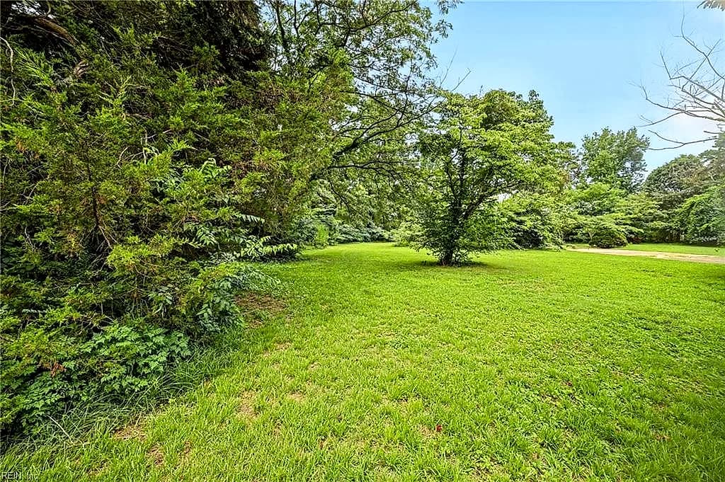 7753 Jordan RD, GLOUCESTER POINT VA 23062 - Photo 5