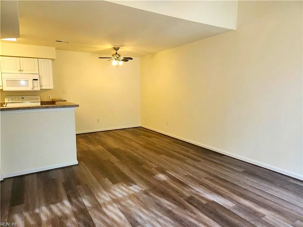 821 Whistling Swan DR, VIRGINIA BEACH VA 23464 thumb 6