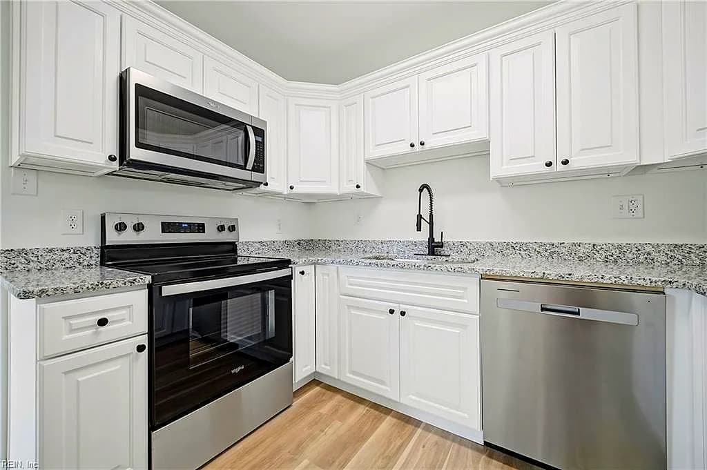 1830 Beall DR, HAMPTON VA 23663 thumb 8