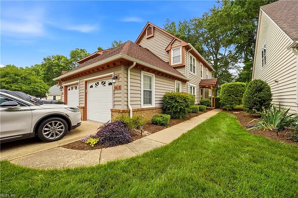 1016 Winged Foot Court CT #B, CHESAPEAKE VA 23320 - Photo 3