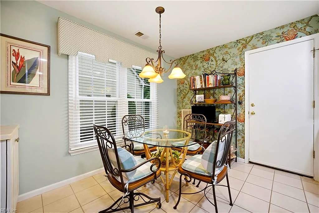 1016 Winged Foot Court CT #B, CHESAPEAKE VA 23320 thumb 8