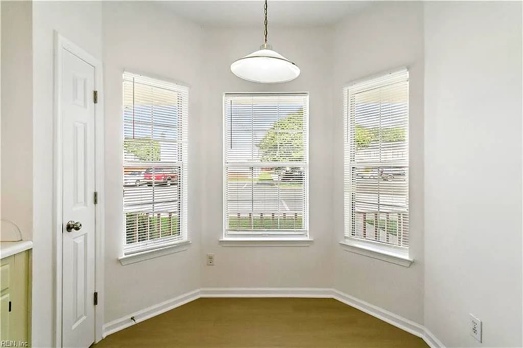 104 Monument CT, YORKTOWN VA 23693 thumb 7