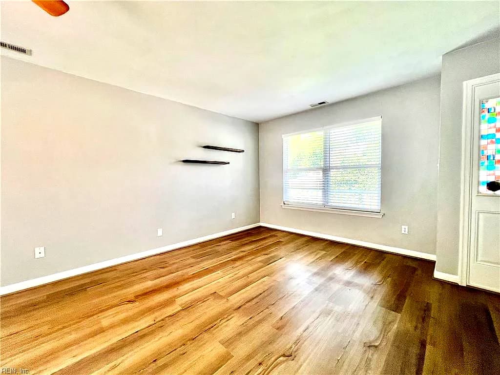 404 Stalham RD, CHESAPEAKE VA 23325 thumb 8