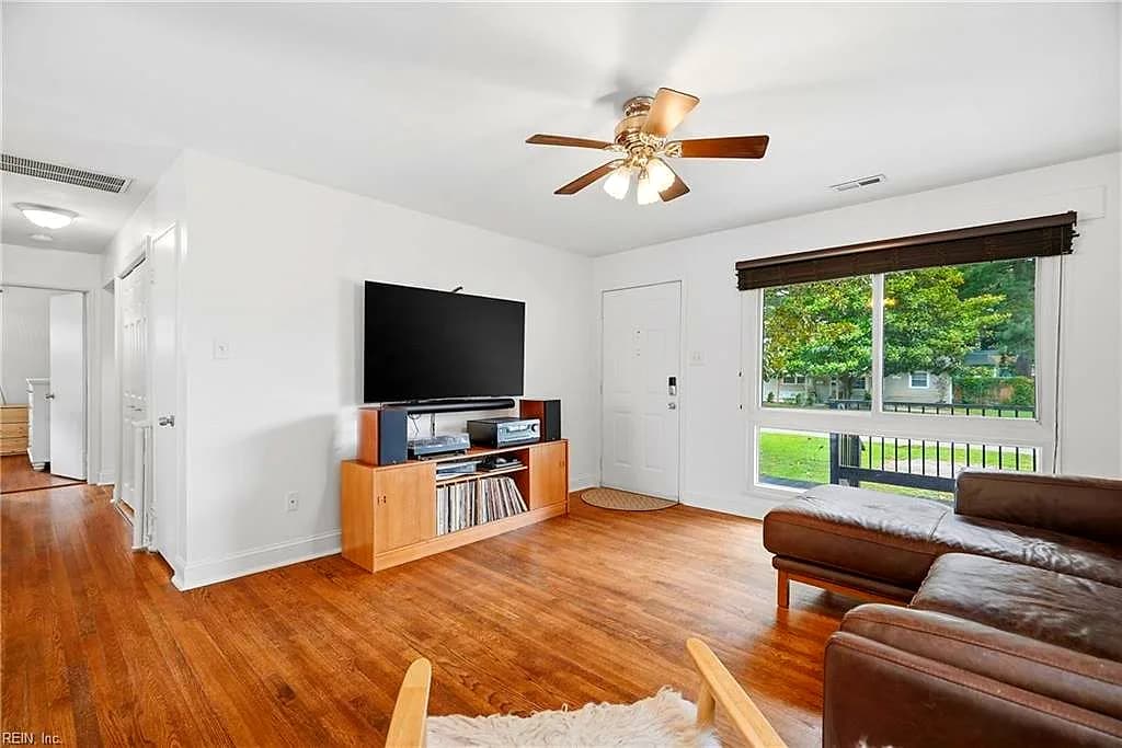 220 Matt LN, VIRGINIA BEACH VA 23454 thumb 12
