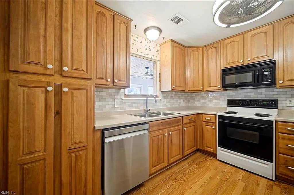 2936 Dubois PL, VIRGINIA BEACH VA 23453 thumb 8