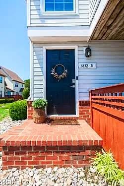 3832 New River RCH #B, PORTSMOUTH VA 23703 - Photo 2