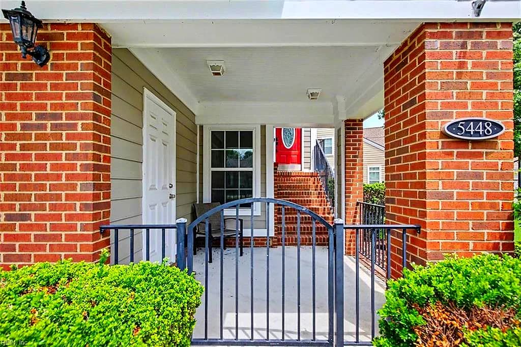 5448 Paperwhite LN, VIRGINIA BEACH VA 23455 - Photo 3