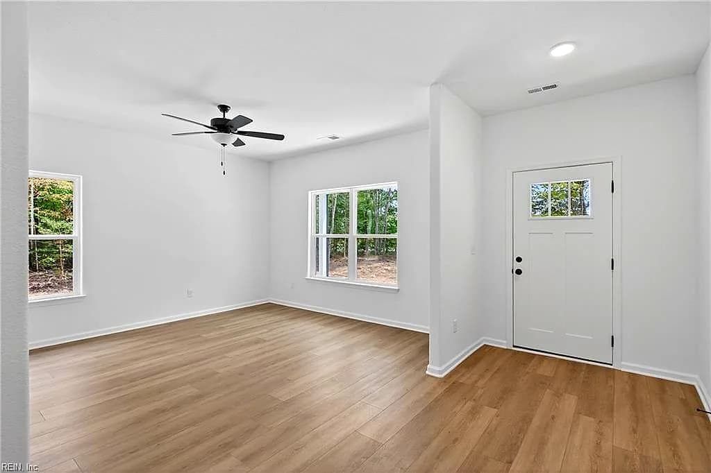 6469 Quaker DR, SUFFOLK VA 23437 - Photo 5