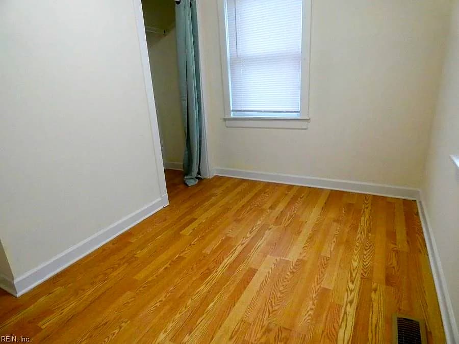 136 Mapleshade AVE, NORFOLK VA 23505 thumb 7