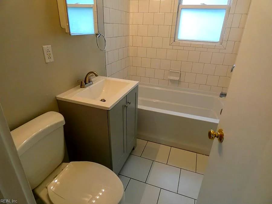 136 Mapleshade AVE, NORFOLK VA 23505 thumb 8