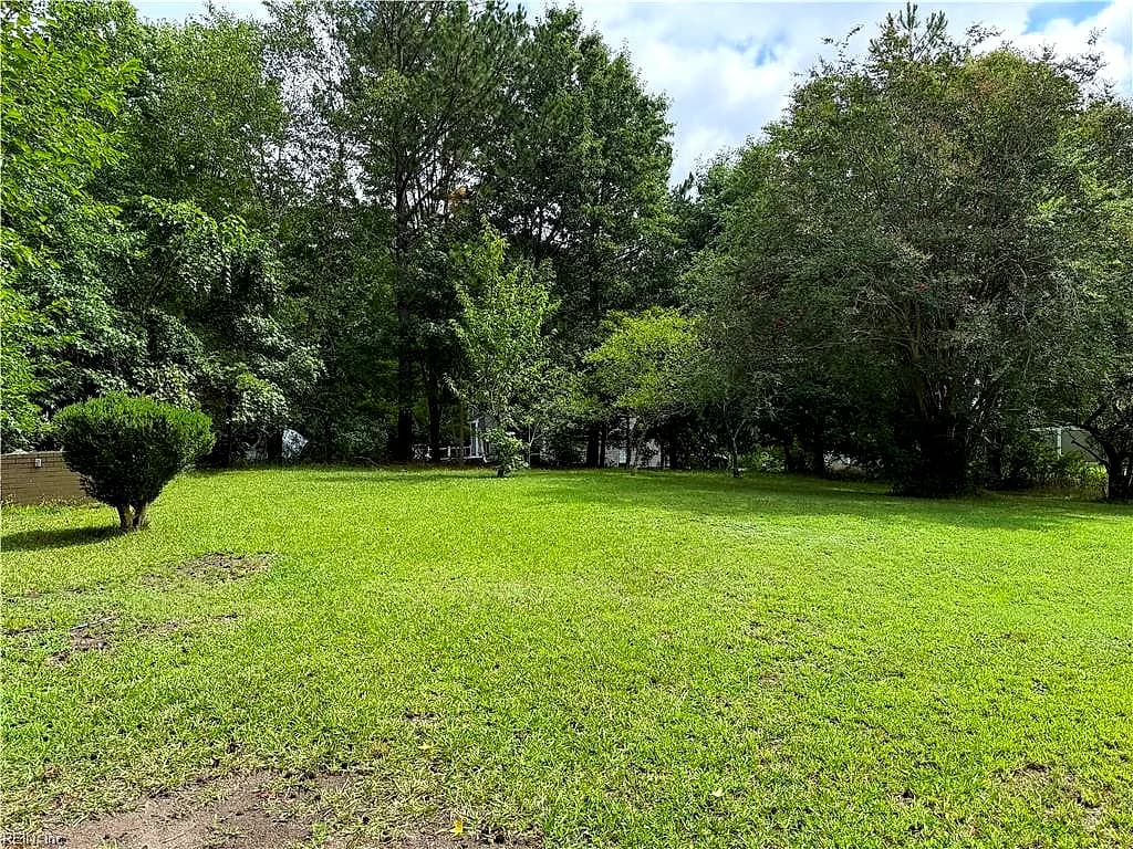 594 Taliaferro RD, YORKTOWN VA 23690 thumb 7