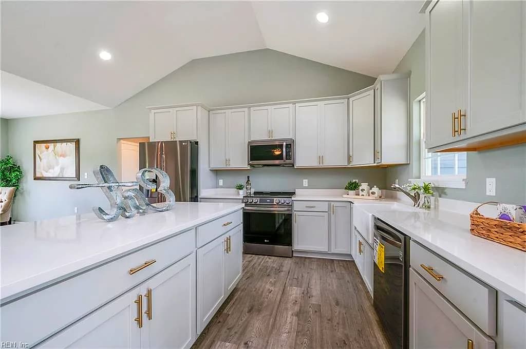 1130 Rountree CRES, SUFFOLK VA 23437 thumb 9