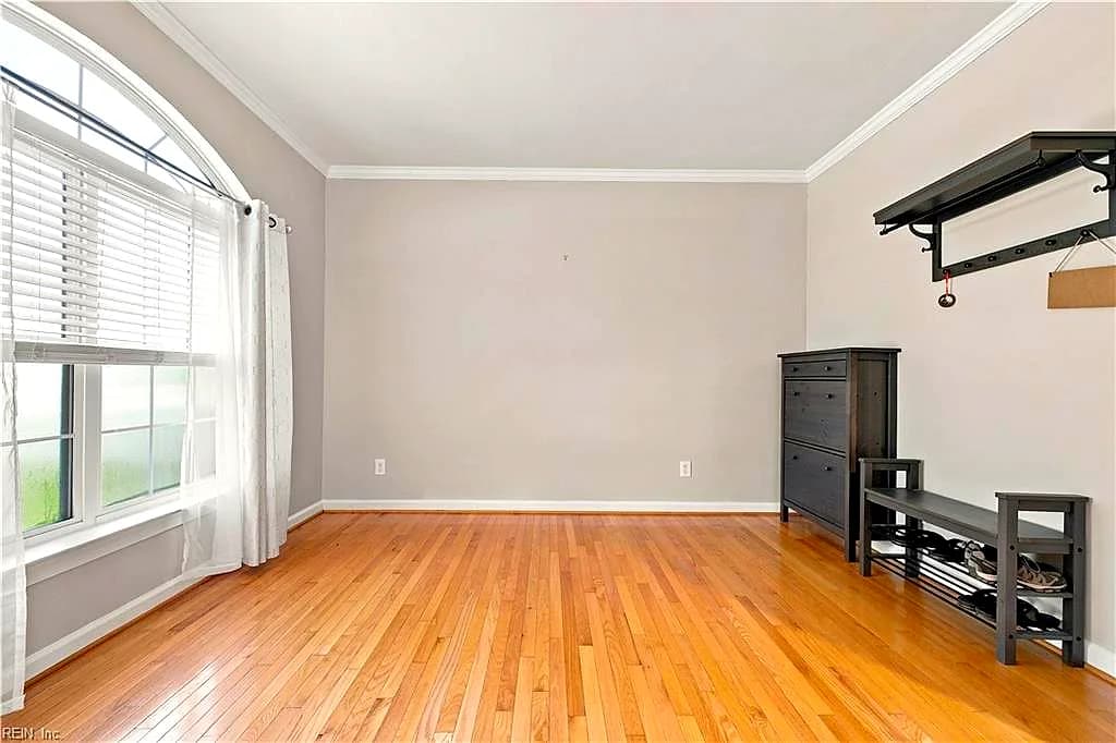1501 James LNDG, CHESAPEAKE VA 23321 - Photo 3