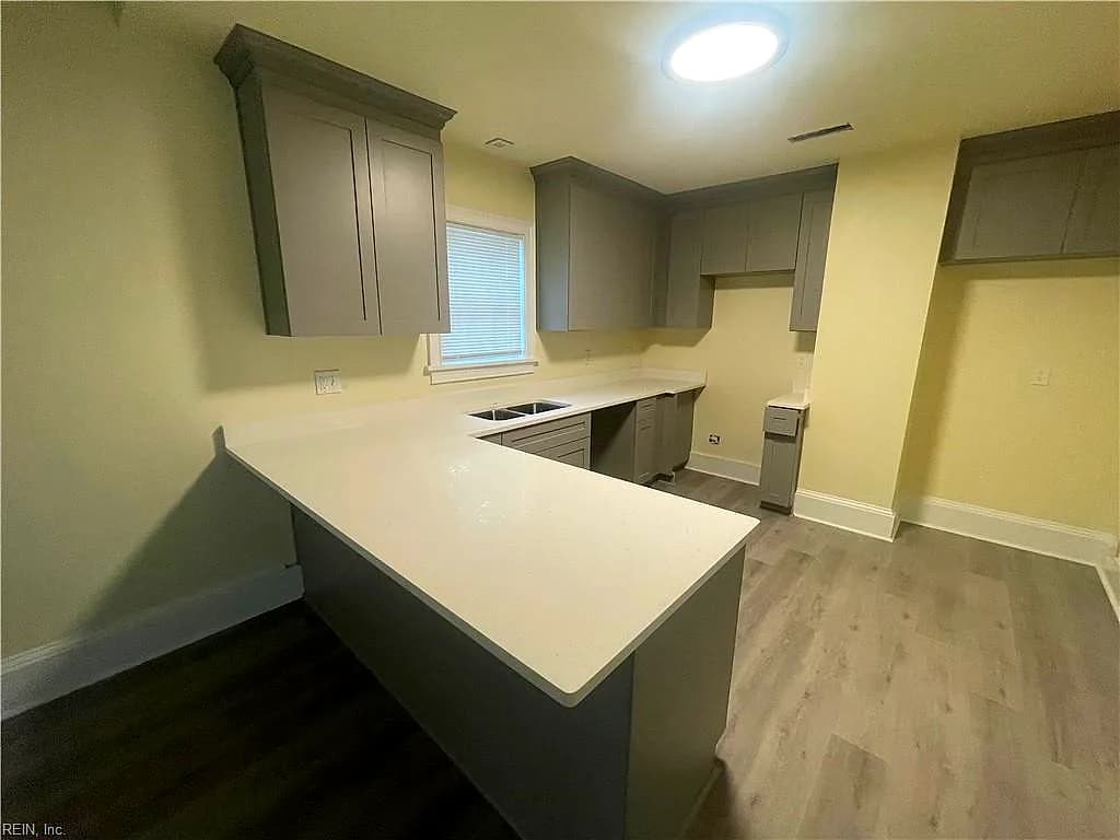 220 W 30th ST, NORFOLK VA 23504 thumb 6