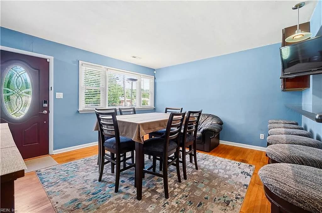 929 Cogliandro DR, CHESAPEAKE VA 23320 thumb 7